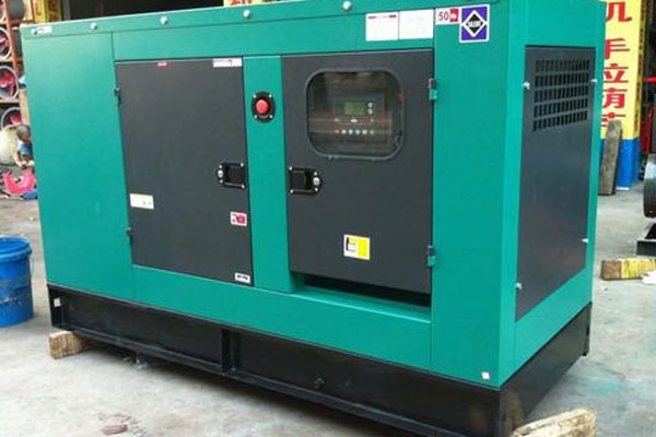 禹会如何检查机油的使用时间？